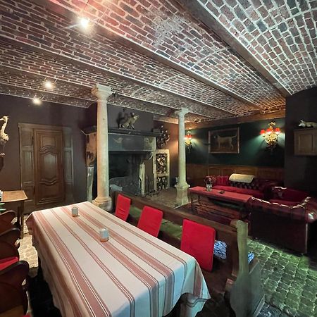 Les Confidences De Messire Sanglier, Stylished Guest Houses Beauraing Exterior foto