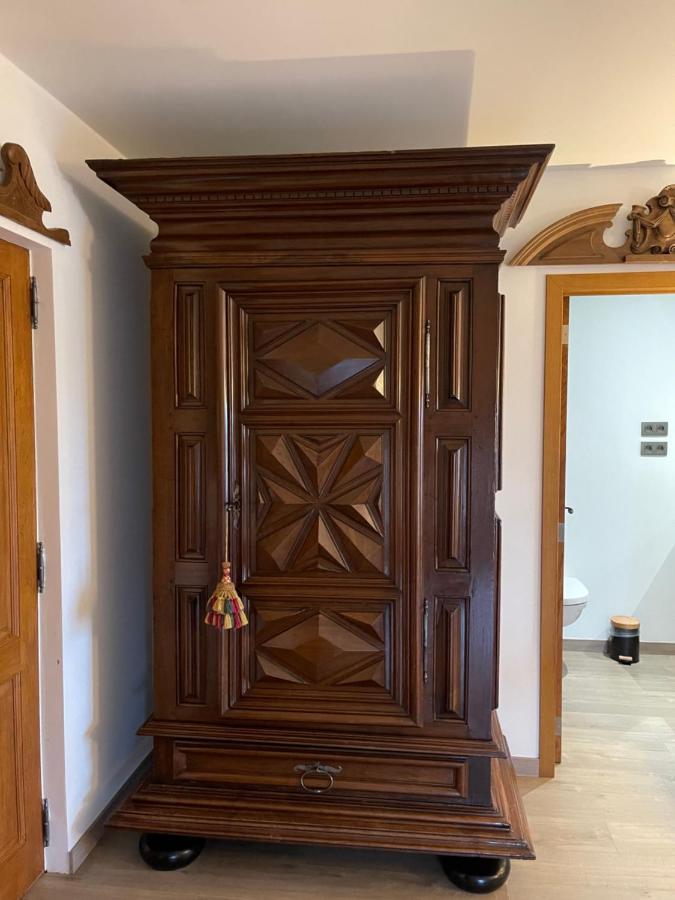 Les Confidences De Messire Sanglier, Stylished Guest Houses Beauraing Exterior foto