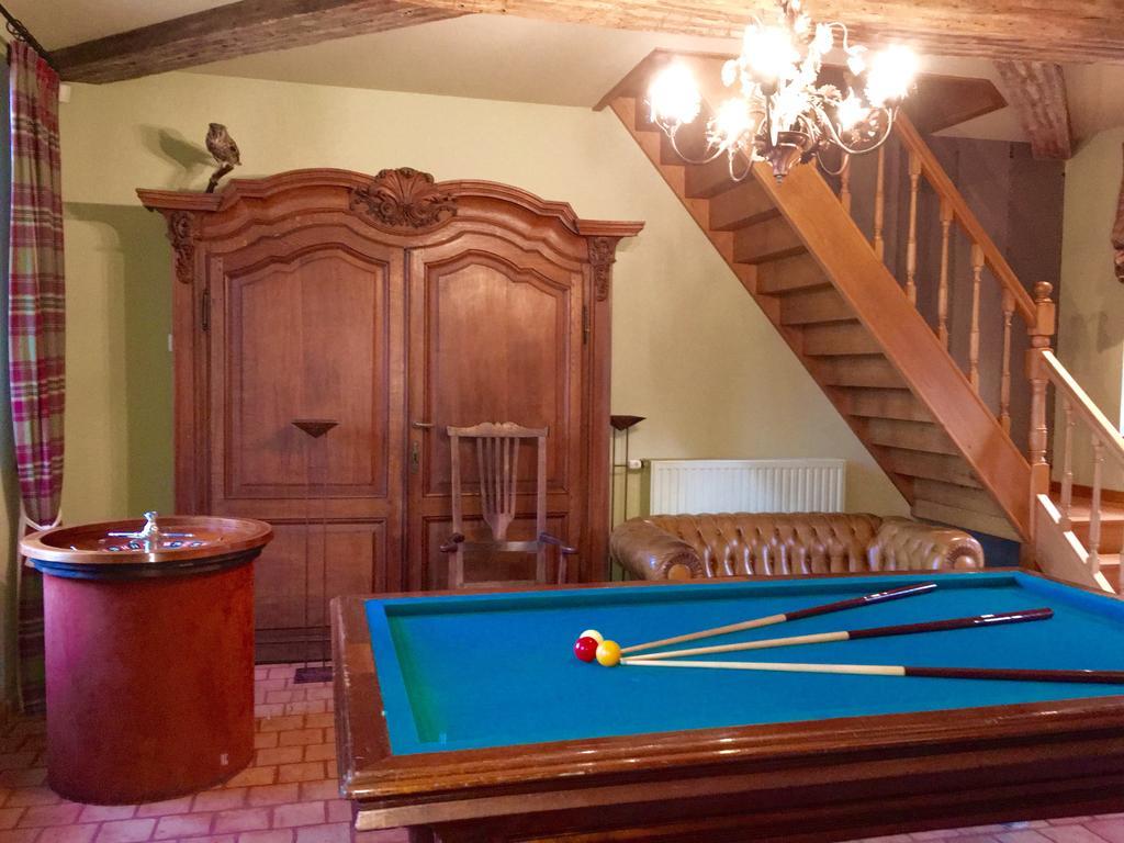 Les Confidences De Messire Sanglier, Stylished Guest Houses Beauraing Habitación foto