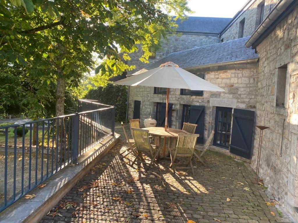 Les Confidences De Messire Sanglier, Stylished Guest Houses Beauraing Habitación foto