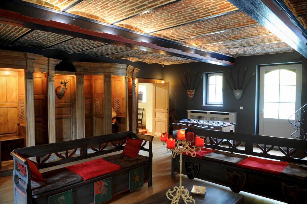 Les Confidences De Messire Sanglier, Stylished Guest Houses Beauraing Habitación foto