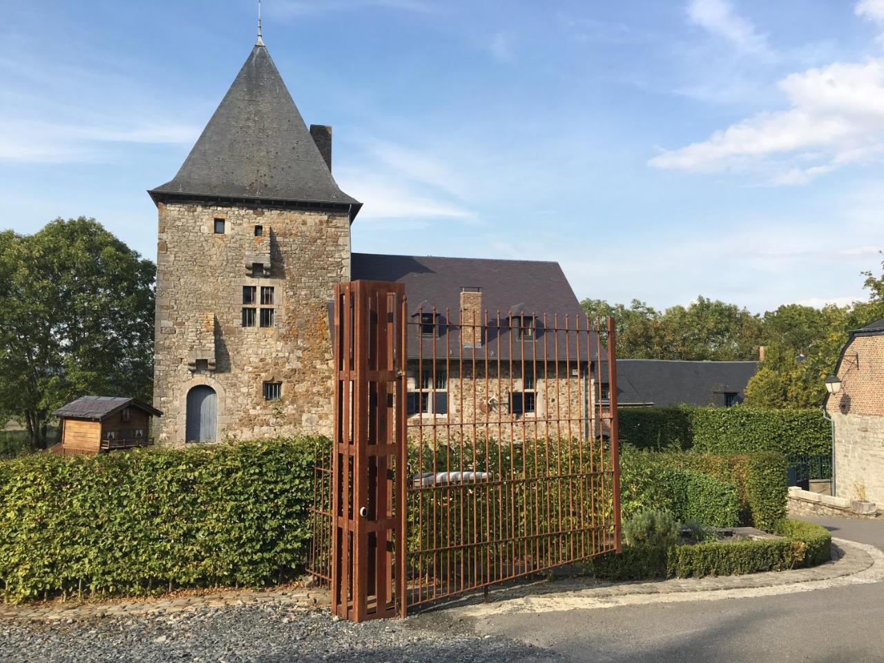 Les Confidences De Messire Sanglier, Stylished Guest Houses Beauraing Exterior foto